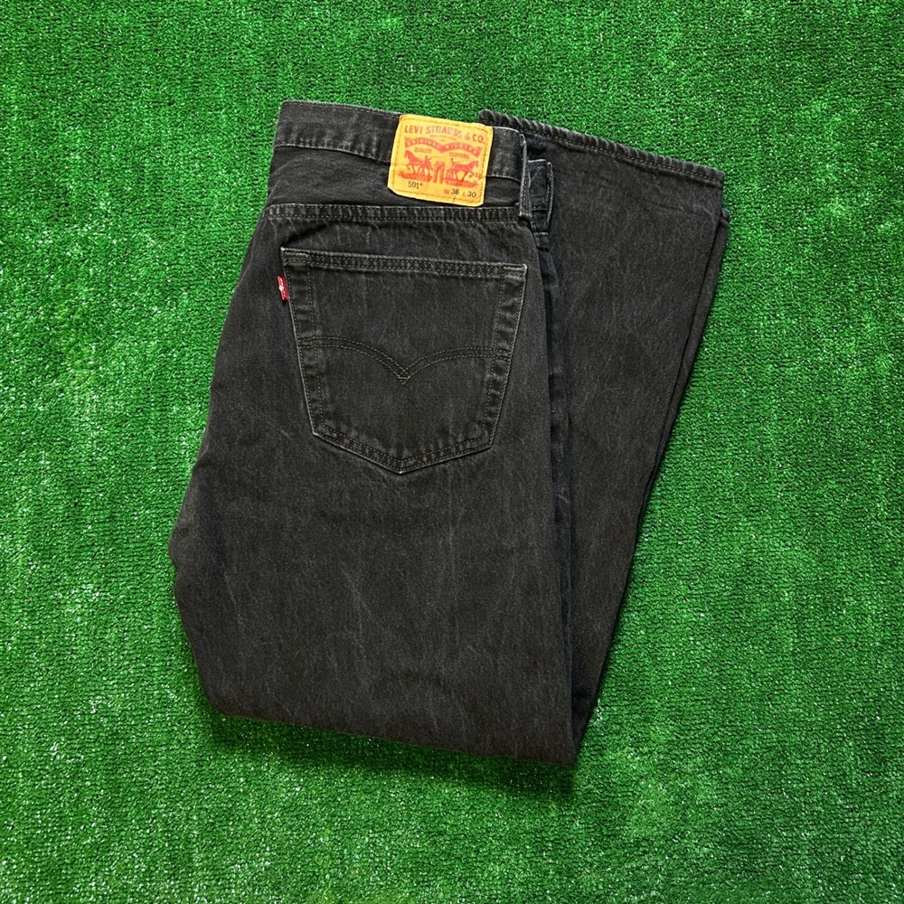 Levi 501 Original Fit Button Fly Jeans Faded Black 36x30 - Picture 12 of 13